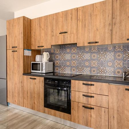 F11 Room 2, Private Room Two Single Beds Shared Bathroom In Shared Flat Msida Extérieur photo
