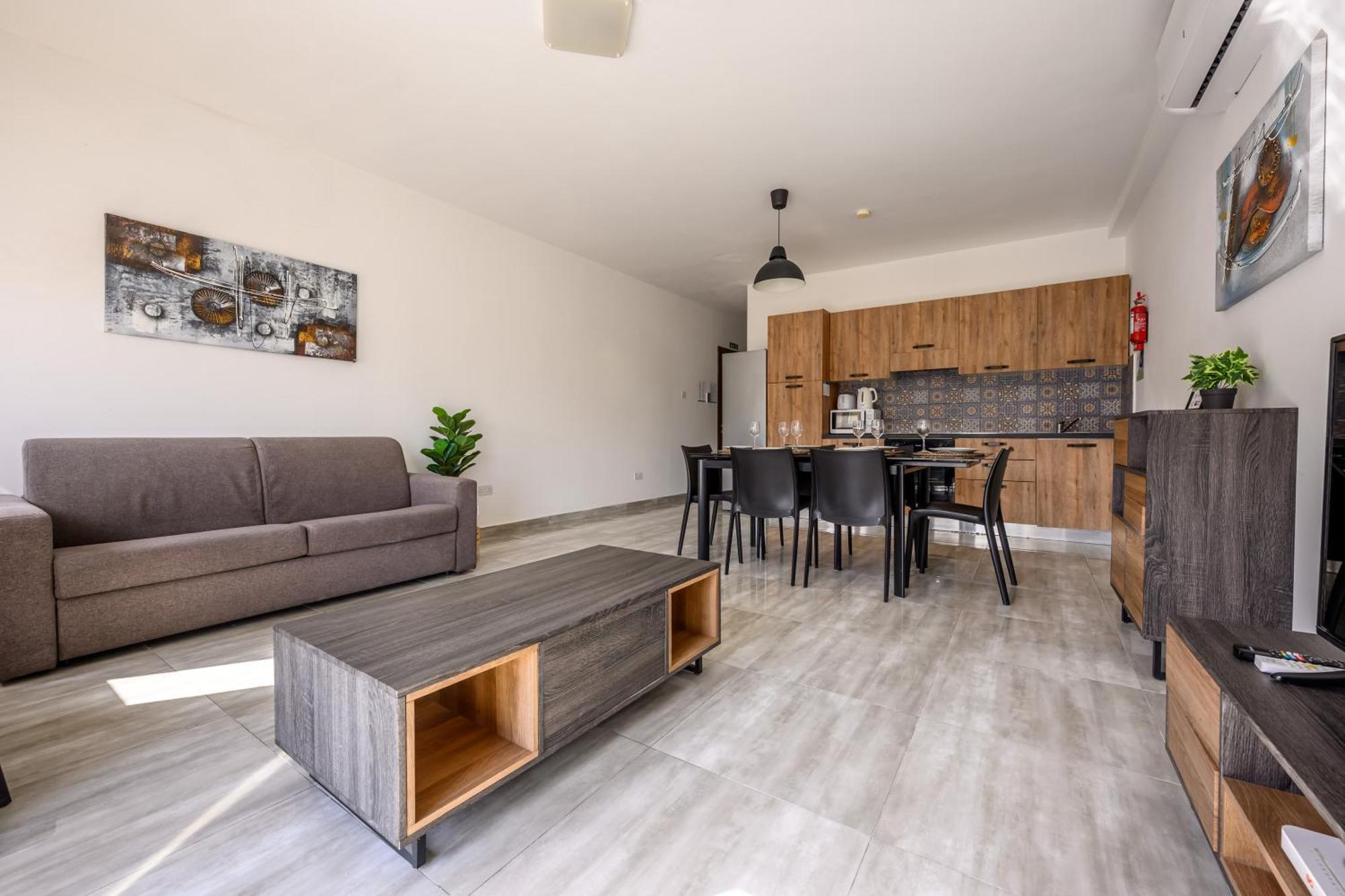 F11 Room 2, Private Room Two Single Beds Shared Bathroom In Shared Flat Msida Extérieur photo